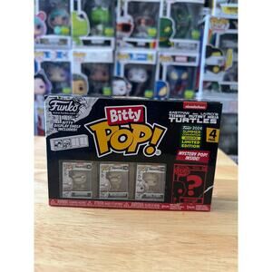 ONLY 4000 PIECES SEALED SDCC TMNT Michelangelo Funko Bitty Pops w/ Mystery Chase